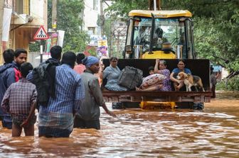 foto devastazione morti ciclone fengal asia