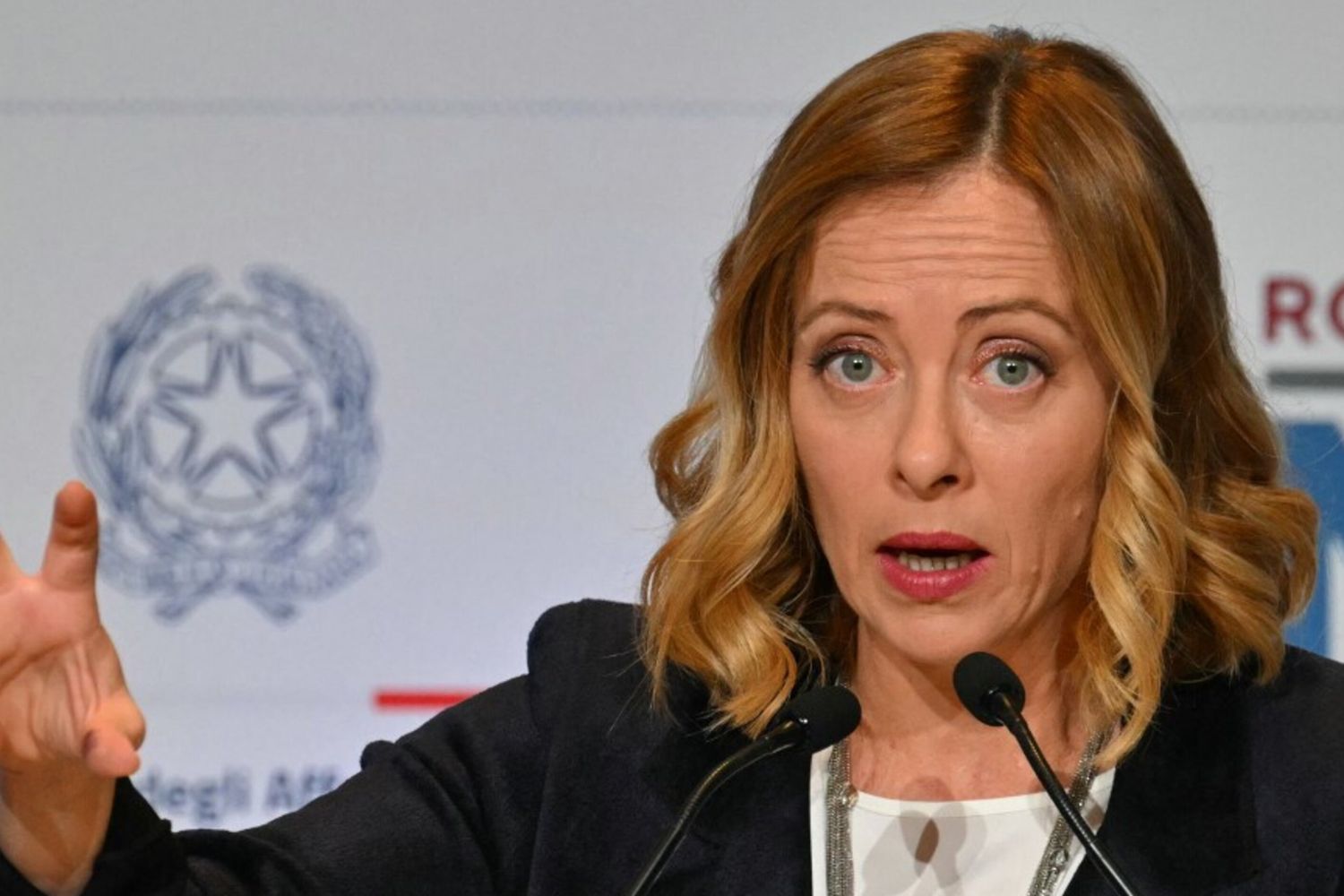 L'Economist, "è Giorgia Meloni la carta vincente dell'Ue con Trump?"