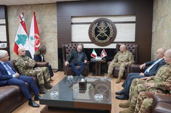 Le ministre de la Défense Crosetto à Beyrouth : "Renforcer l'armée libanaise"
