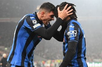 atalanta batte milan prima in classifica aspettando napoli lazio