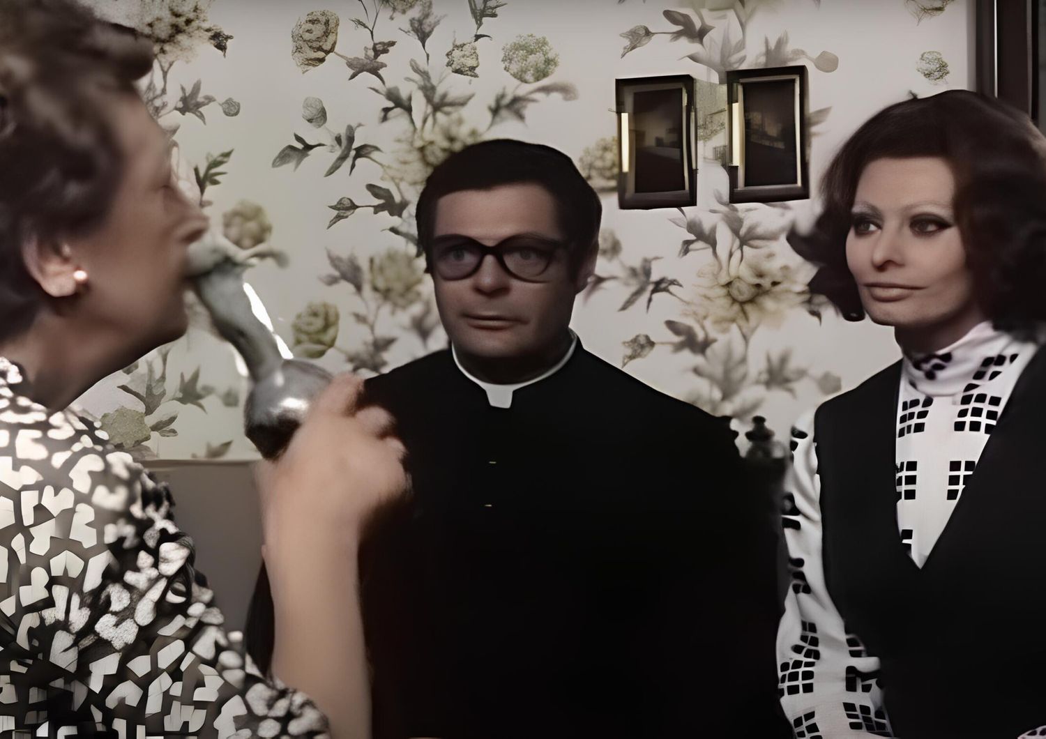 Loren e Mastroianni ne "La moglie del prete"