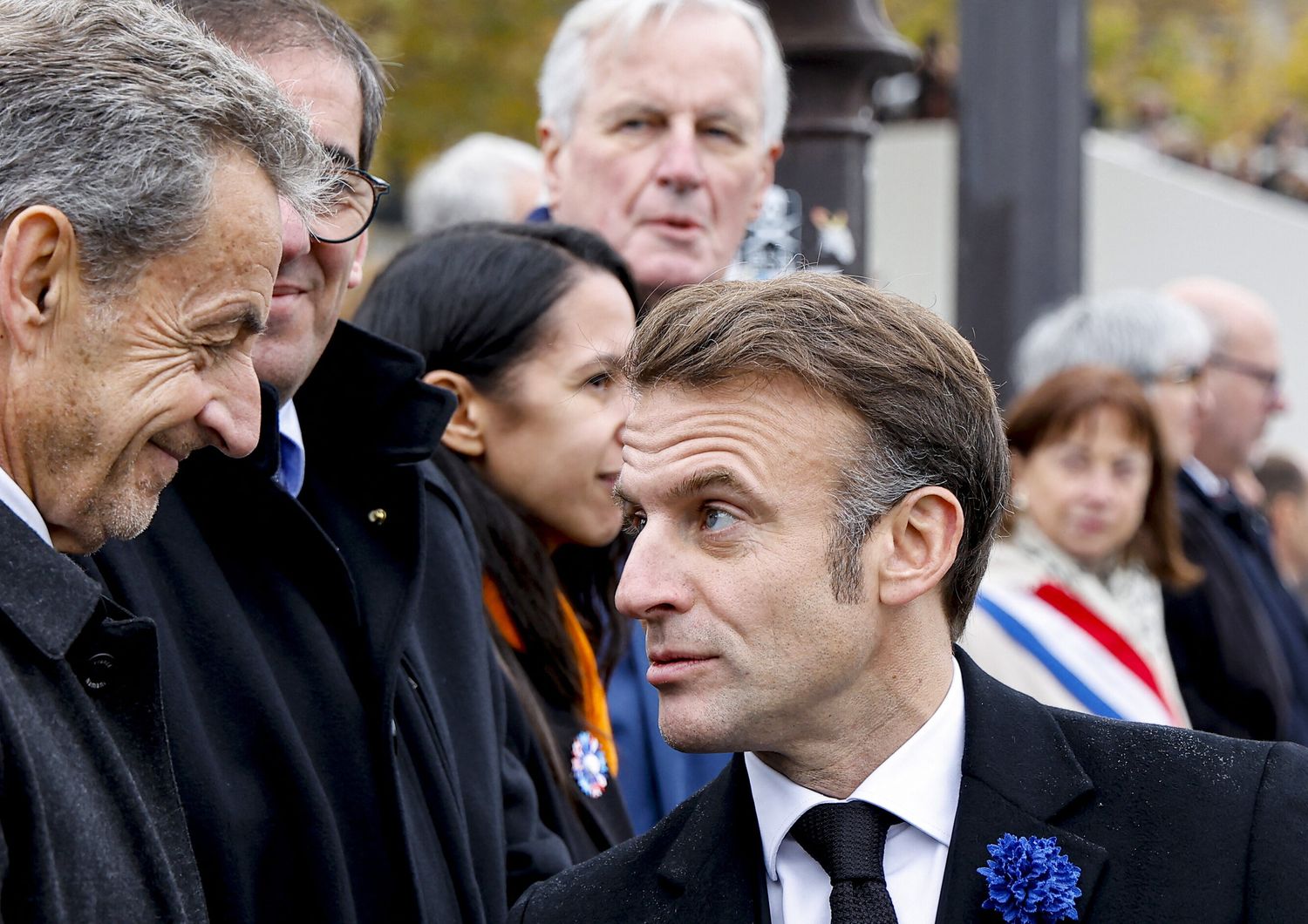 Macron vede Sarkozy, idea Lecornu premier