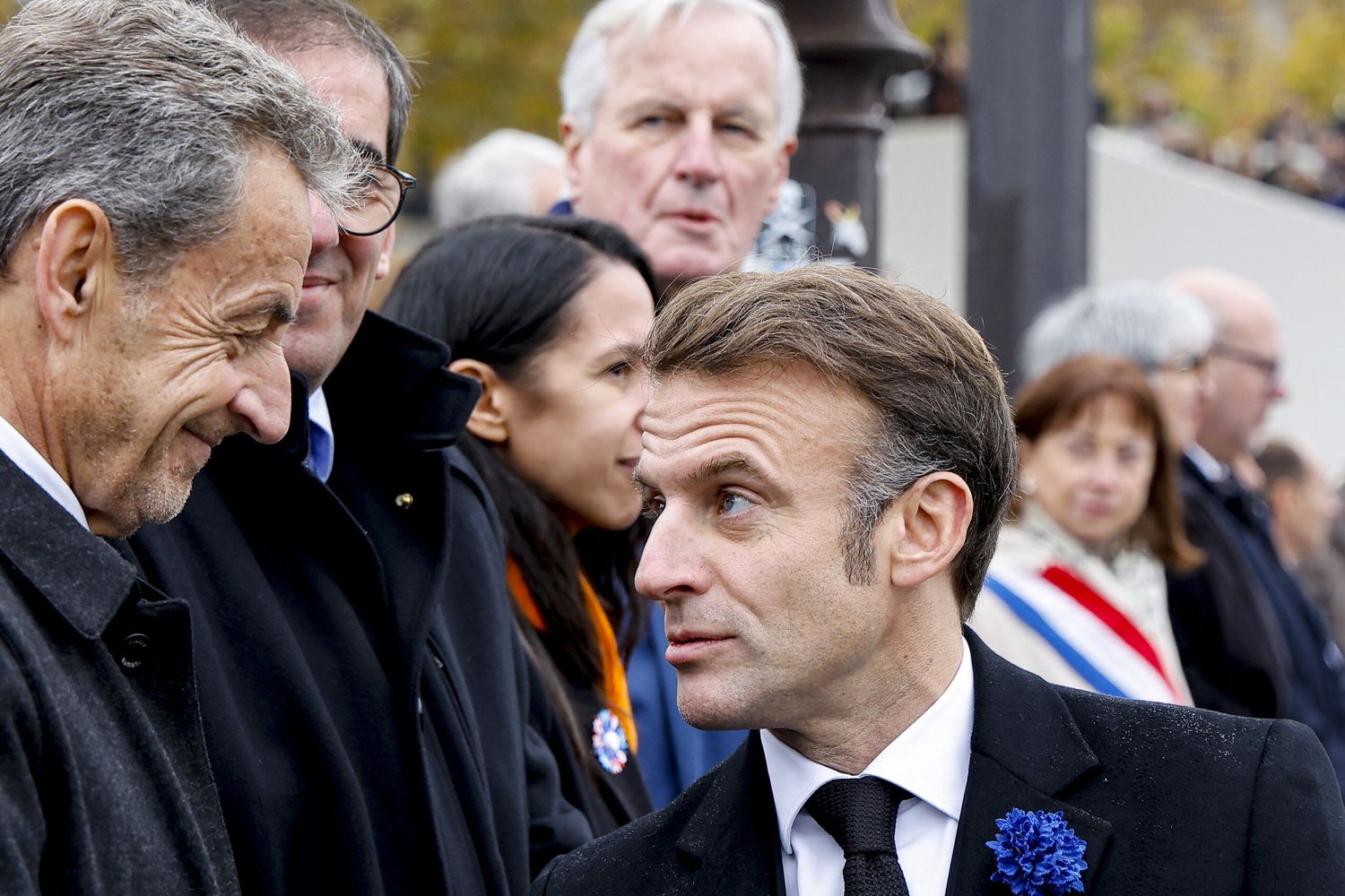 Macron vede Sarkozy, idea Lecornu premier