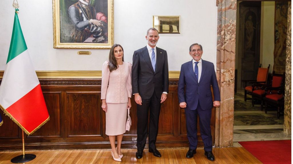 Mattarella riceve Felipe e Letizia al Quirinale. "Tra Italia e Spagna solida amicizia"