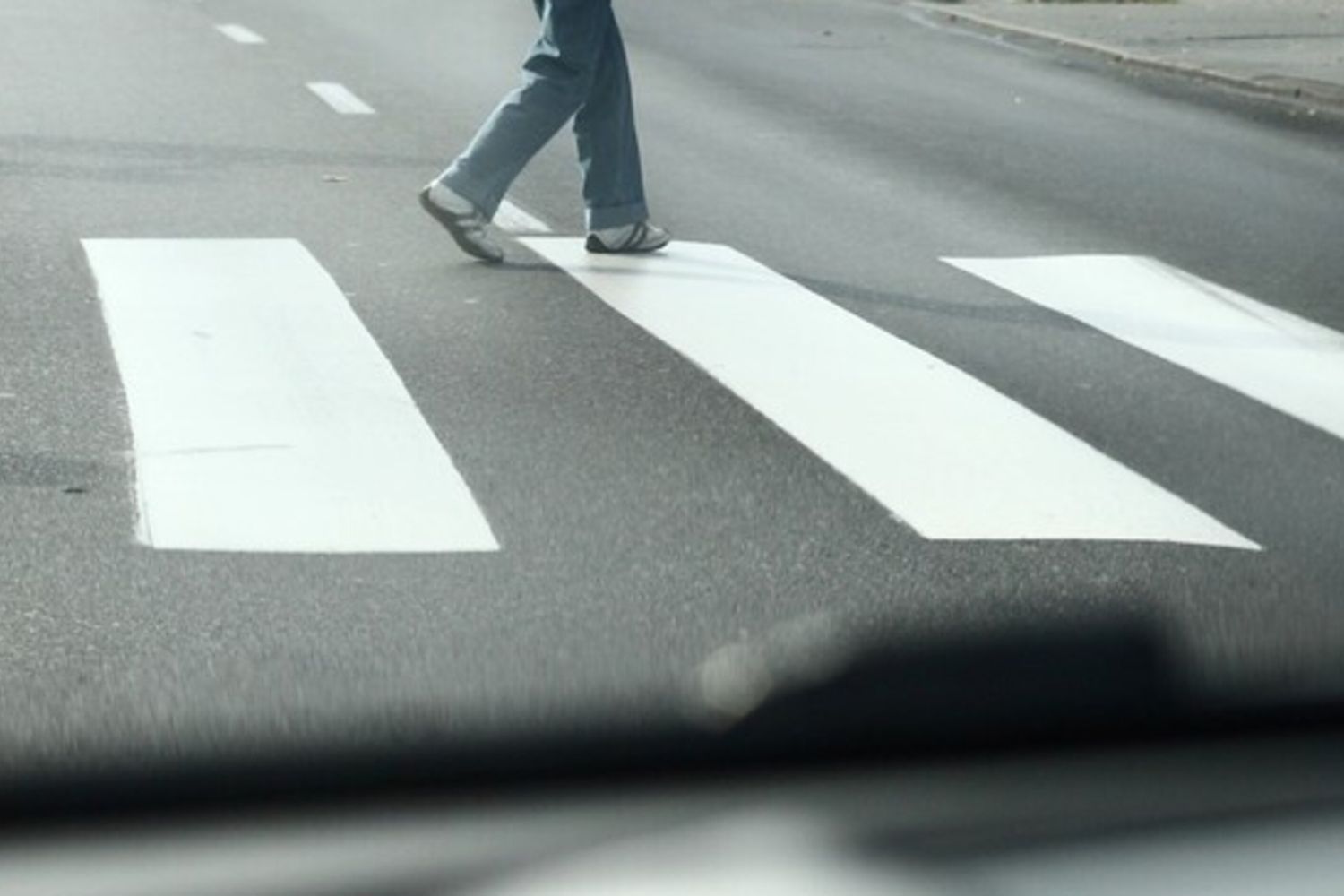 Pedone attraversamento strisce pedonali omicidio stradale