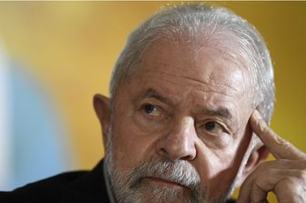 Lula operato al cervello, sta bene