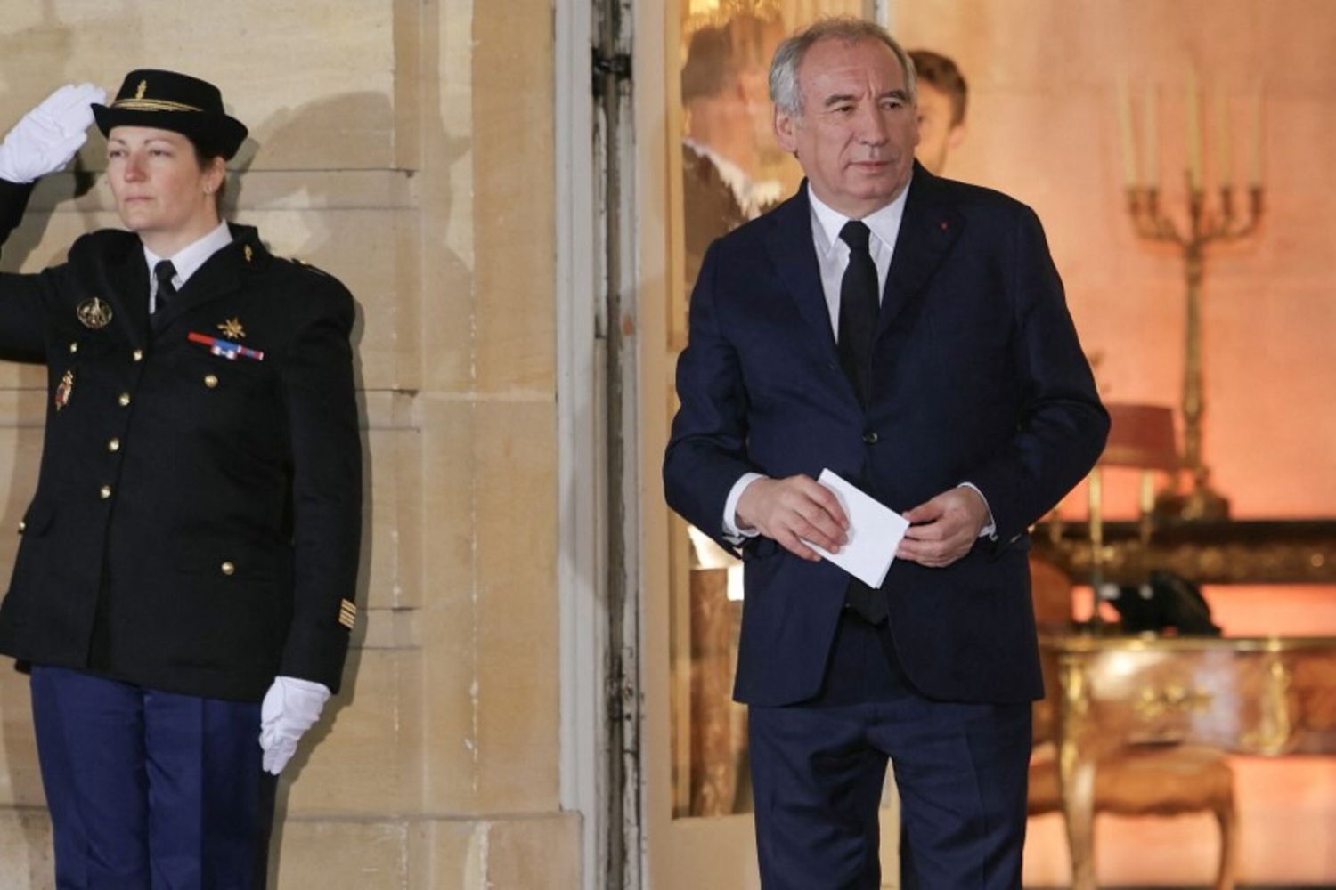 Si insedia il nuovo primo ministro francese Francois Bayrou