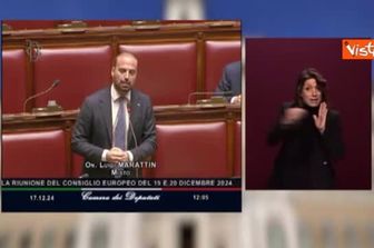 Marattin in Aula a Montecitorio: "Meloni si faccia crescere le basette come Milei"