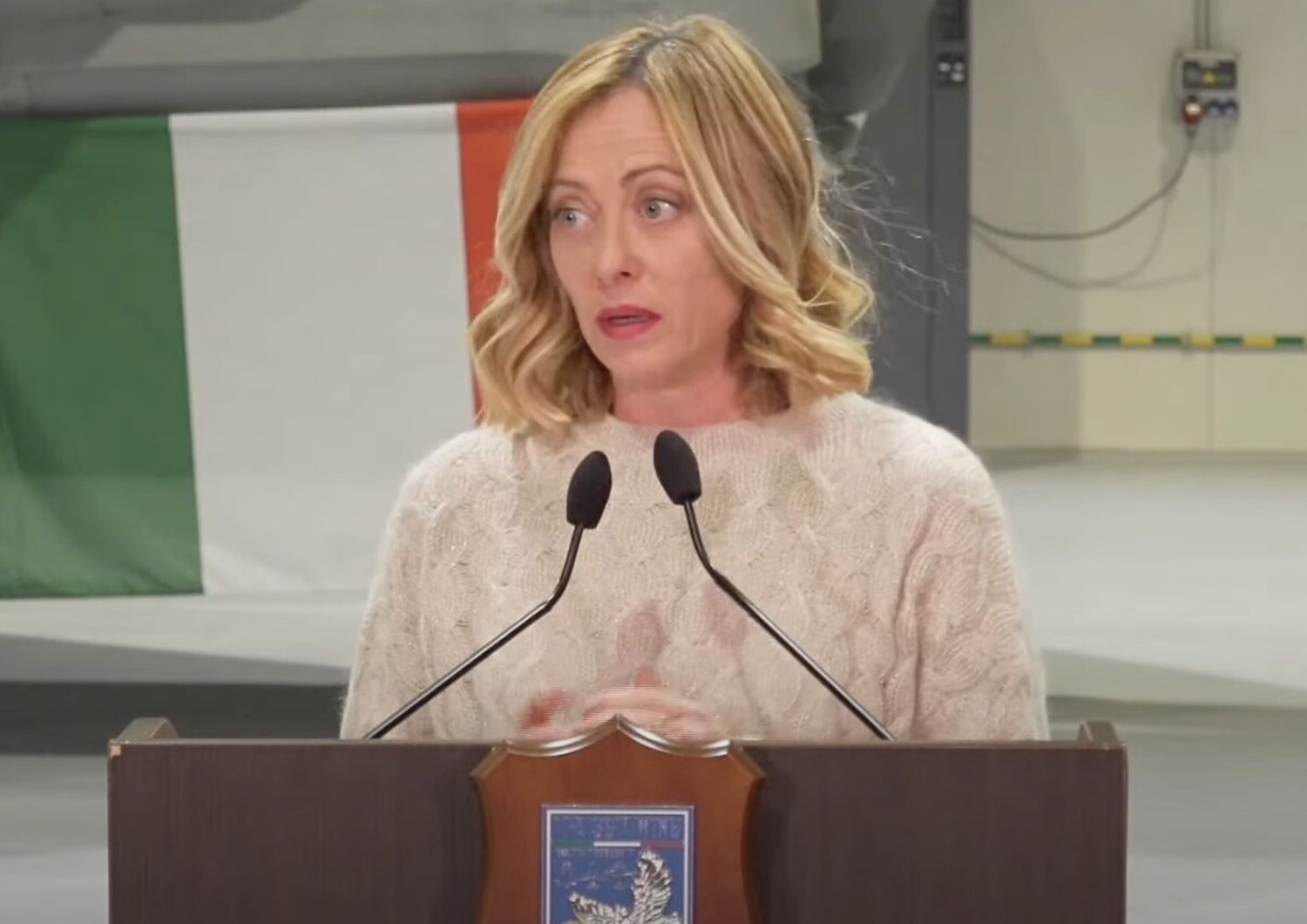 Meloni base Nato auguri Italia riconoscente