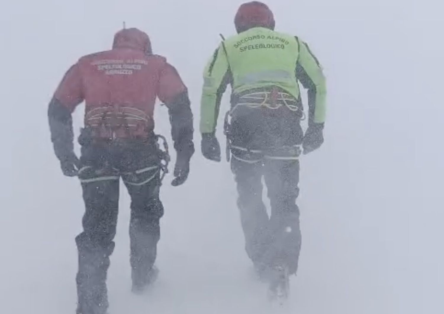 Escursionisti bloccati Gran Sasso ricerche