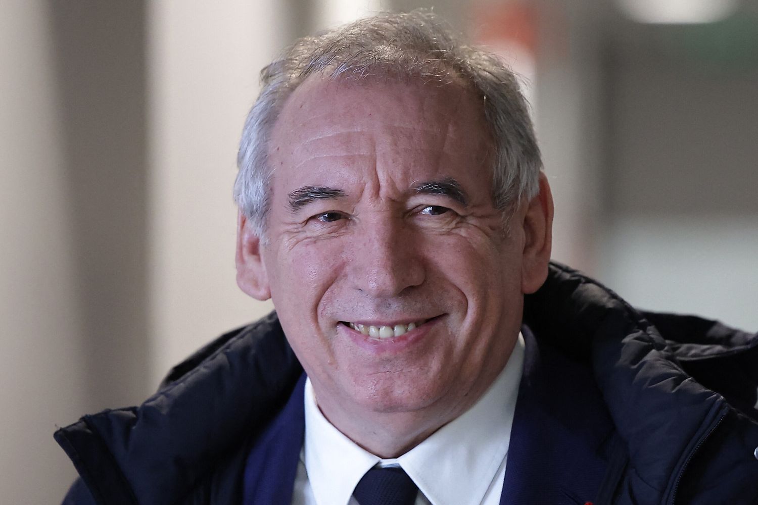 Nasce il governo Bayrou