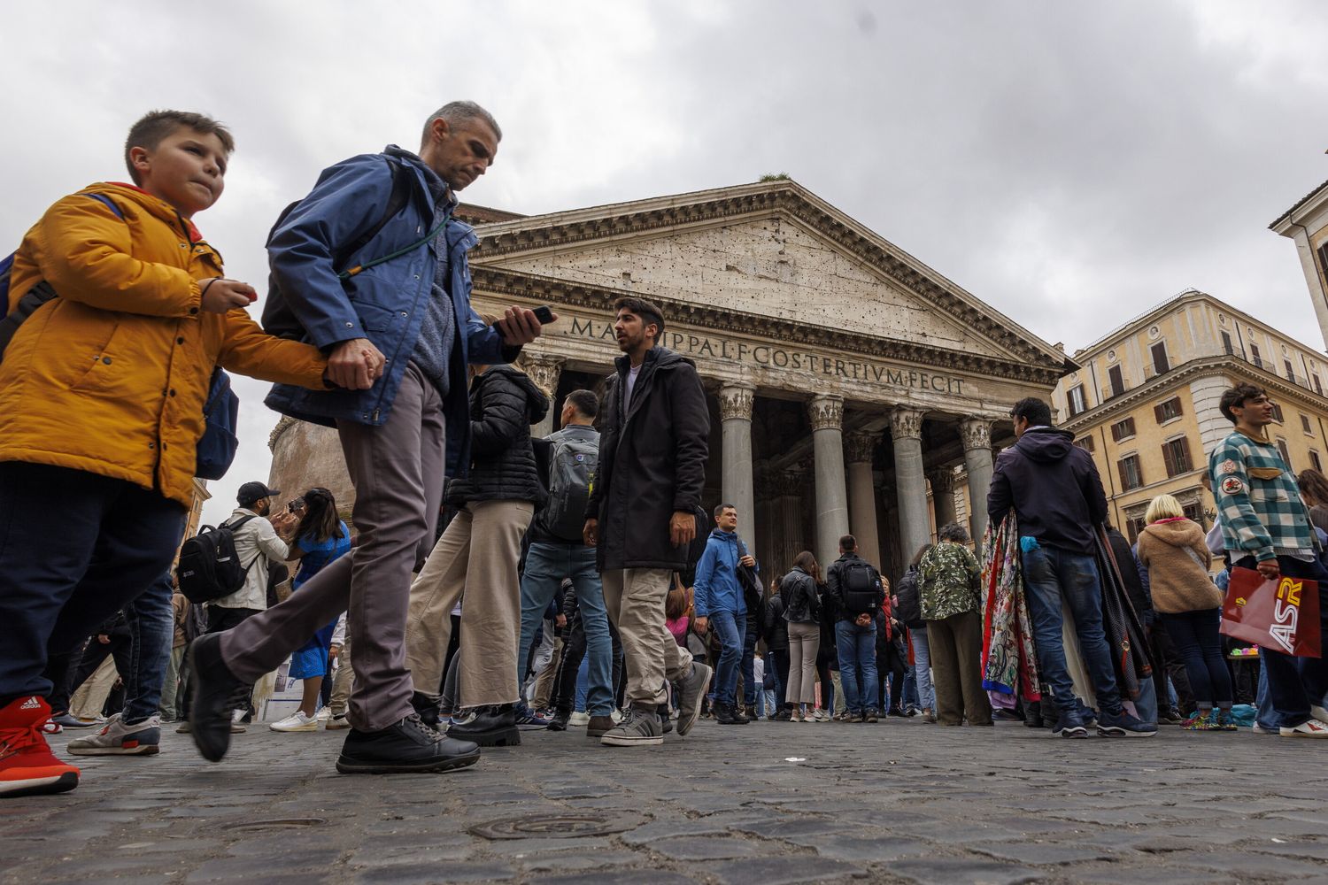 Confcommercio, 17 milioni di italiani in viaggio ma le vacanze sono più brevi
