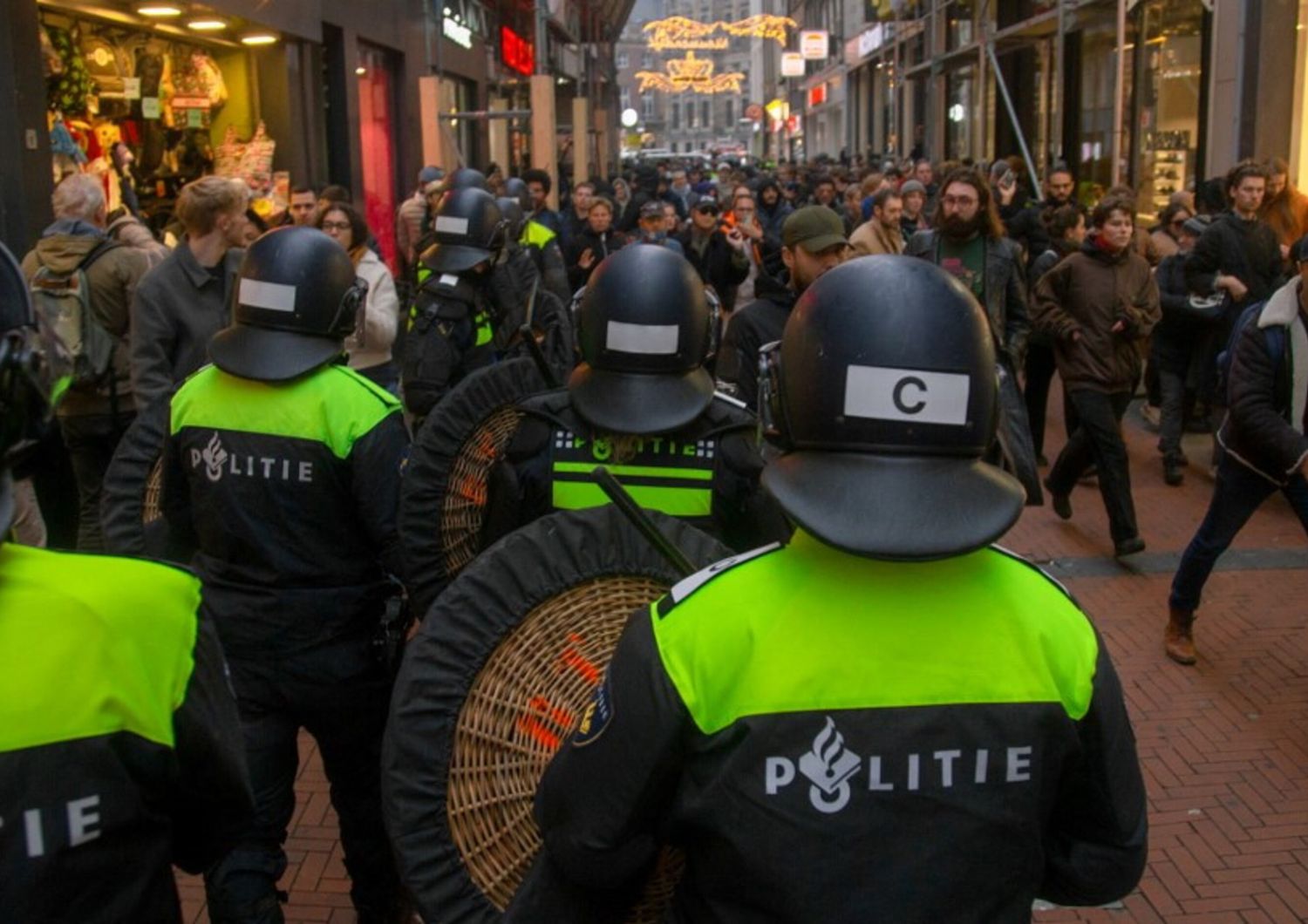 Tifosi del Maccabi aggrediti dopo la partita con l'Ajax, 5 condanne ad Amsterdam