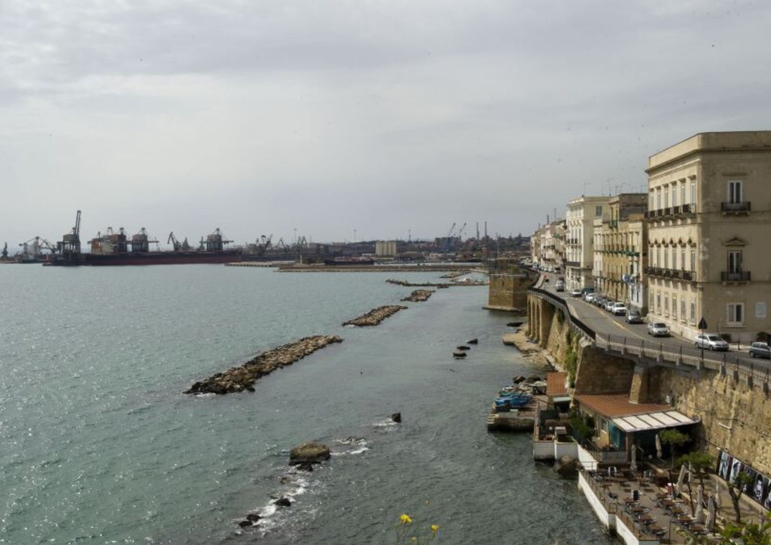 Taranto, città sul Mediterraneo