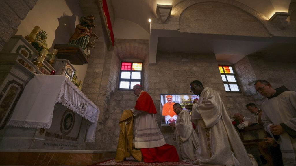 Natale a Betlemme, una "fuga" dalla guerra per i cristiani di Terra Santa