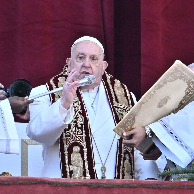 discorso angelus papa natale