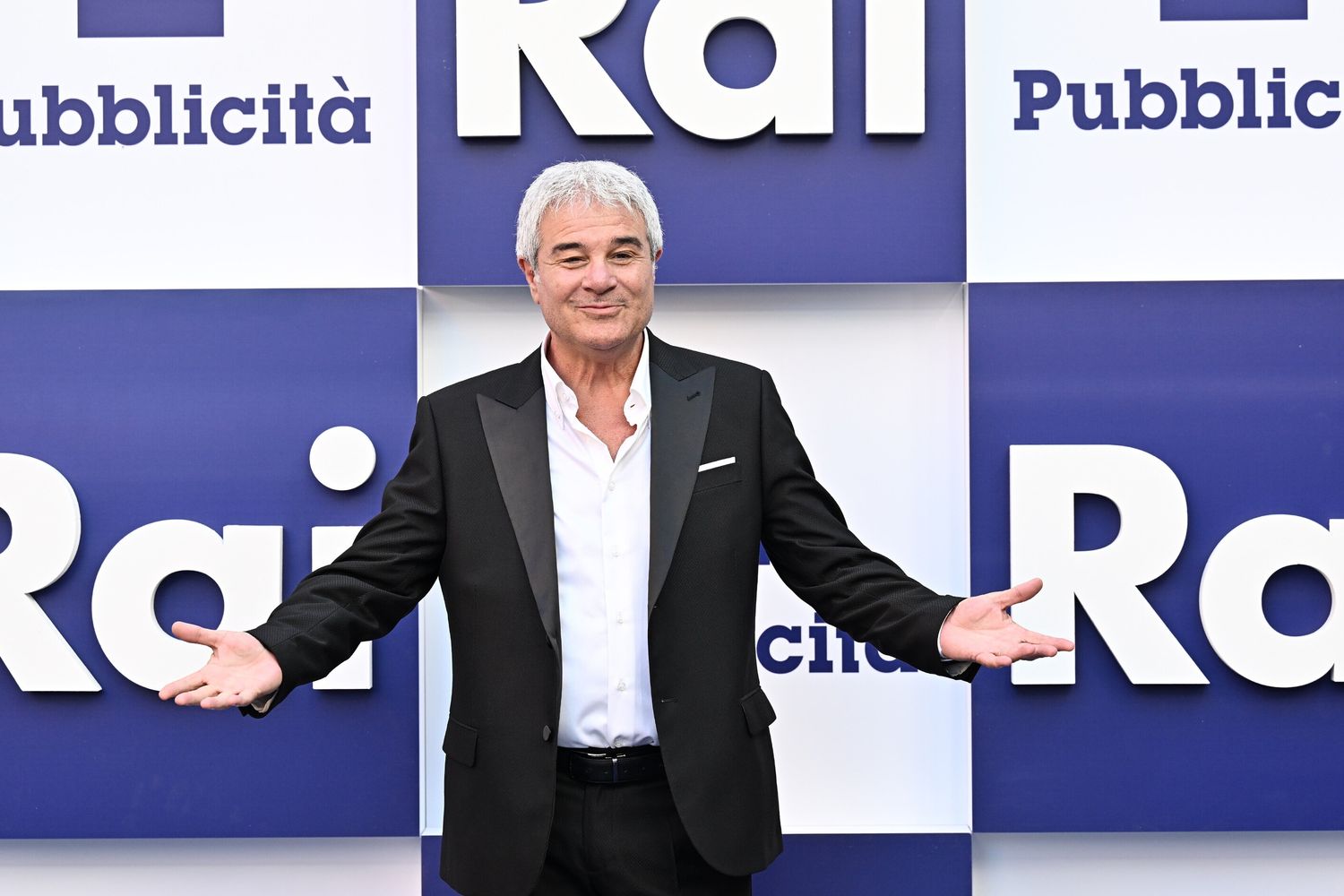 Pino Insegna querela giornali e siti: "Contro di me martellante campagna denigratoria"