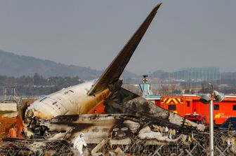 Indagine Russia-Azerbaigian sull'aereo precipitato in Kazakistan. Ma Aliyev accusa Mosca