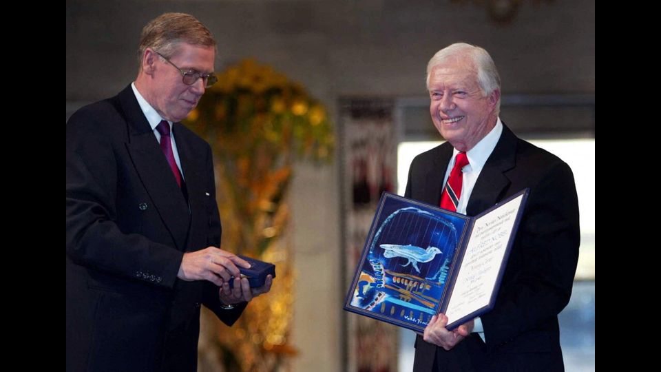 Carter riceve il Nobel per la pace