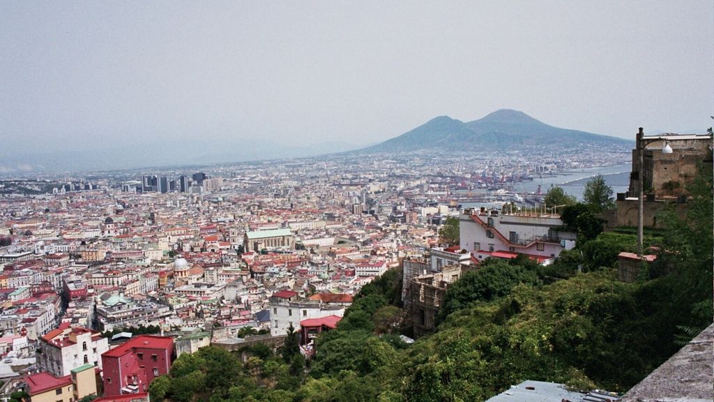 &nbsp;Napoli e il Vesuvio