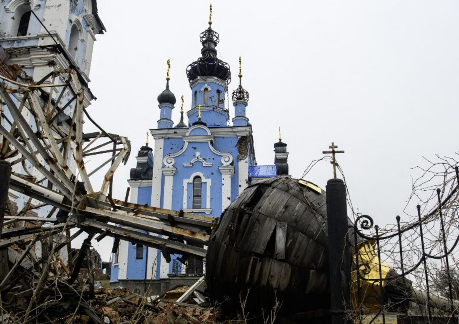 I danni nel villaggio di Bohorodychne, nella Donetsk (Ucraina)