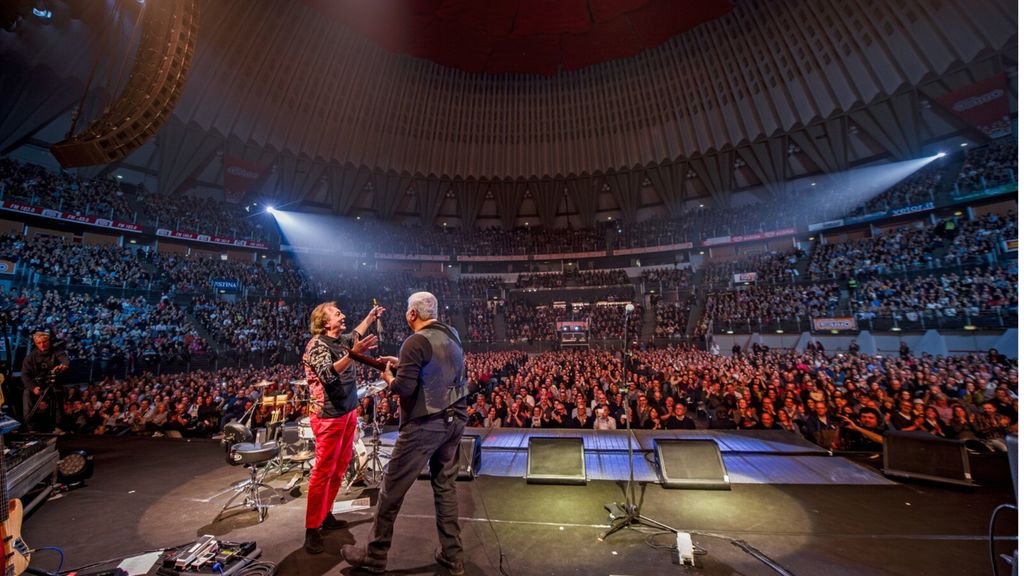 Pino Daniele dietro le quinte. "I miei scatti vi raccontano chi era veramente"