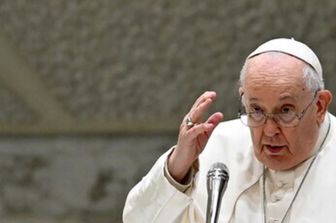 Al Papa non piacciono le suore "con la faccia di aceto: sono brutte e non affabili"