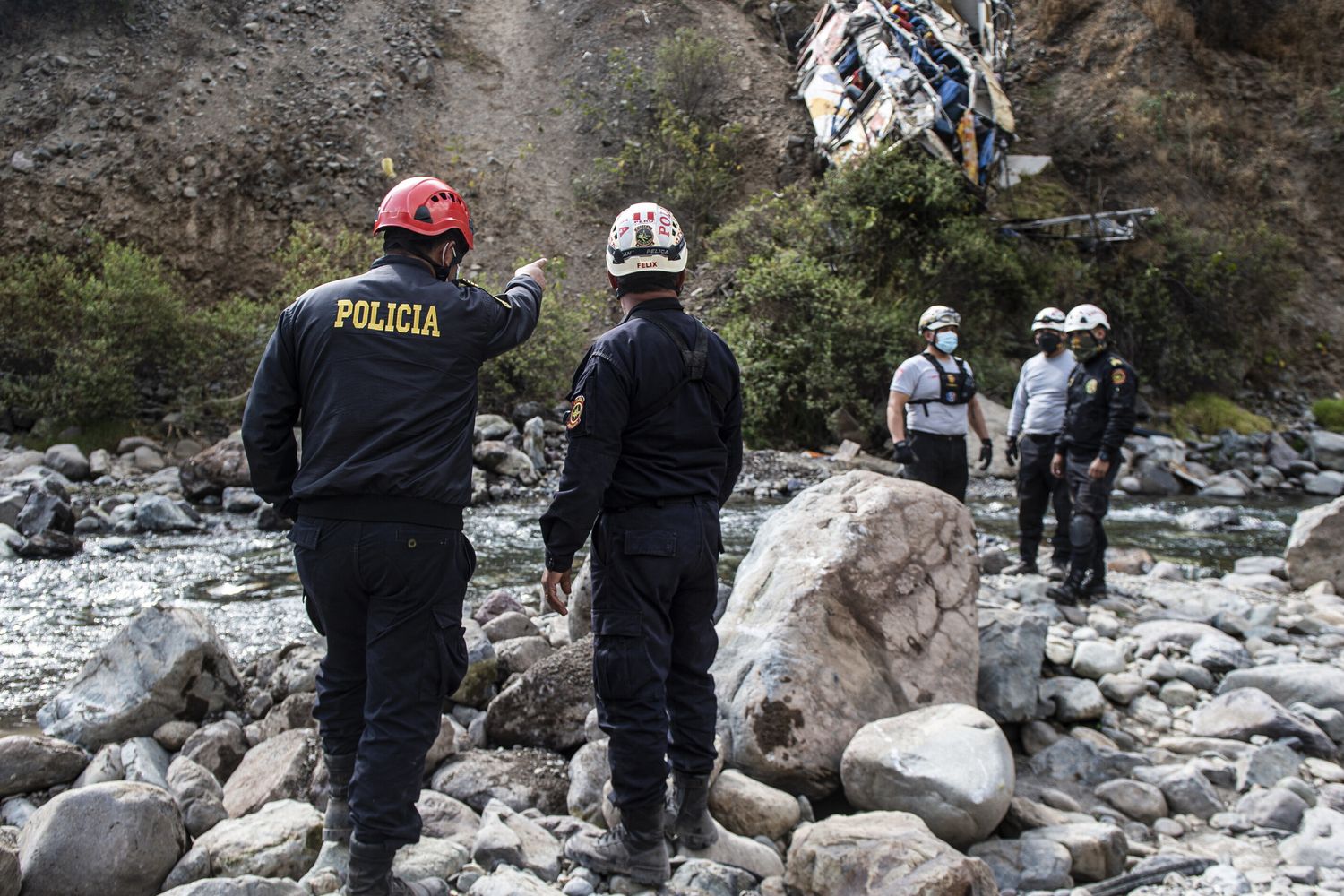 Incidente a un bus, sei morti in Perù