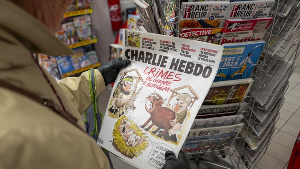 "Charlie Hebdo", dieci anni dopo, vuole ancora ridere