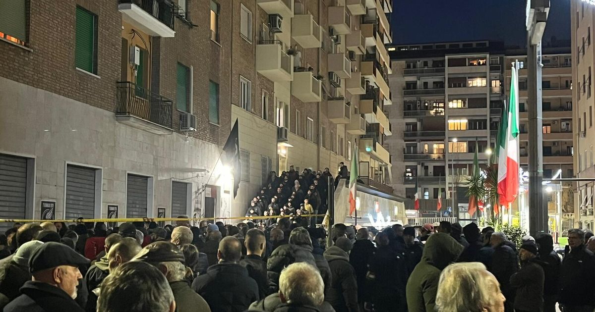 Acca Larentia: saluti romani alla cerimonia, indaga la Digos (VIDEO)