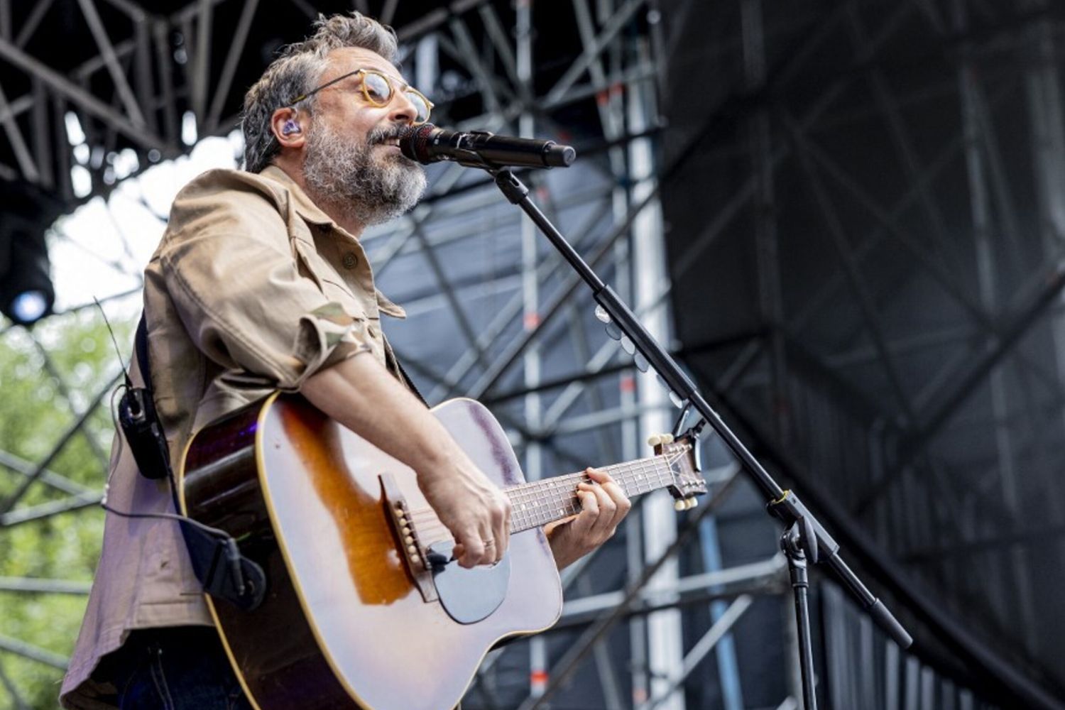 Brunori Sas presenta ultimo album