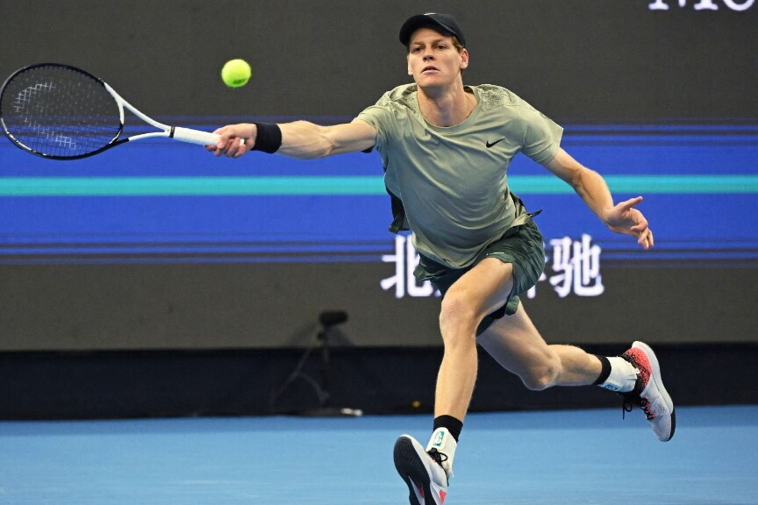 Caso doping, l'ex tennista Radoux giudicherà Sinner al Tas