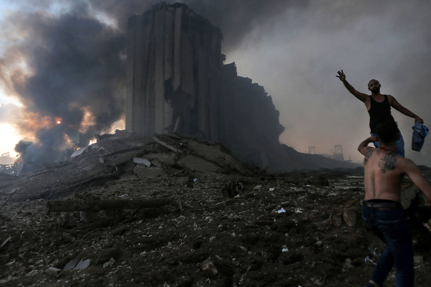 Dopo 2 anni riparte l'indagine sull'esplosione del porto di Beirut