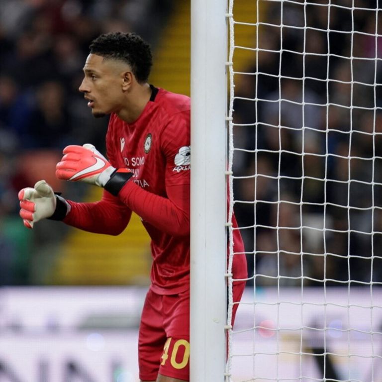 Ammonizione sospetta, indagato il portiere dell'Udinese Okoye