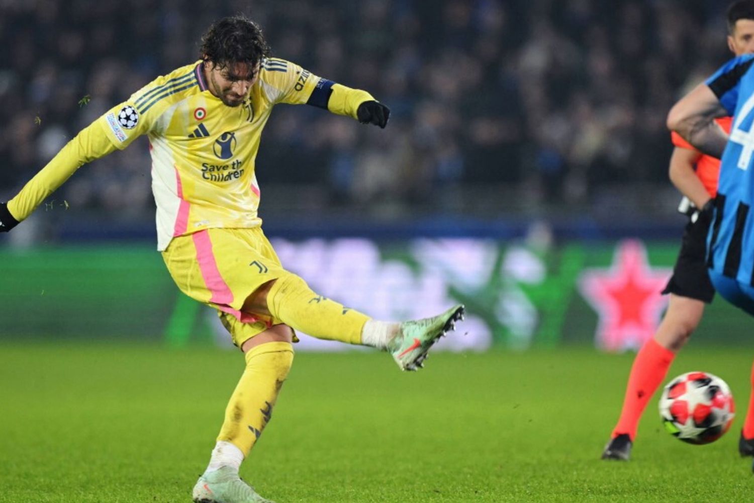 Solito pareggio col Bruges (0-0) ma la Juventus passa ai playoff