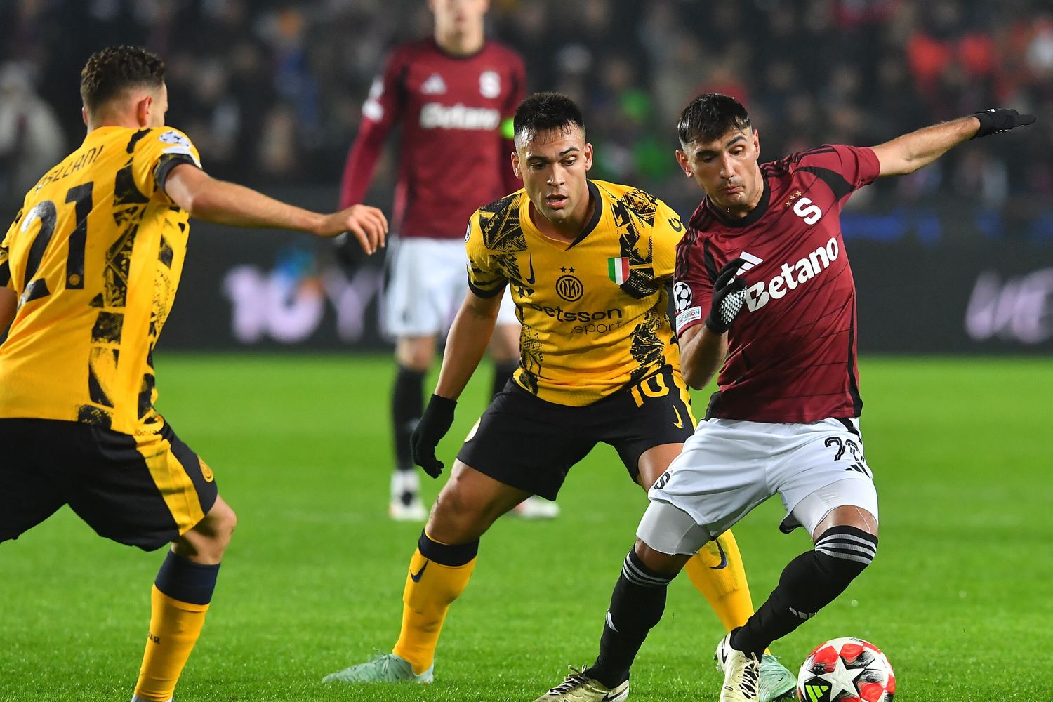 Sparta Praga Inter 0-1, decide Lautaro