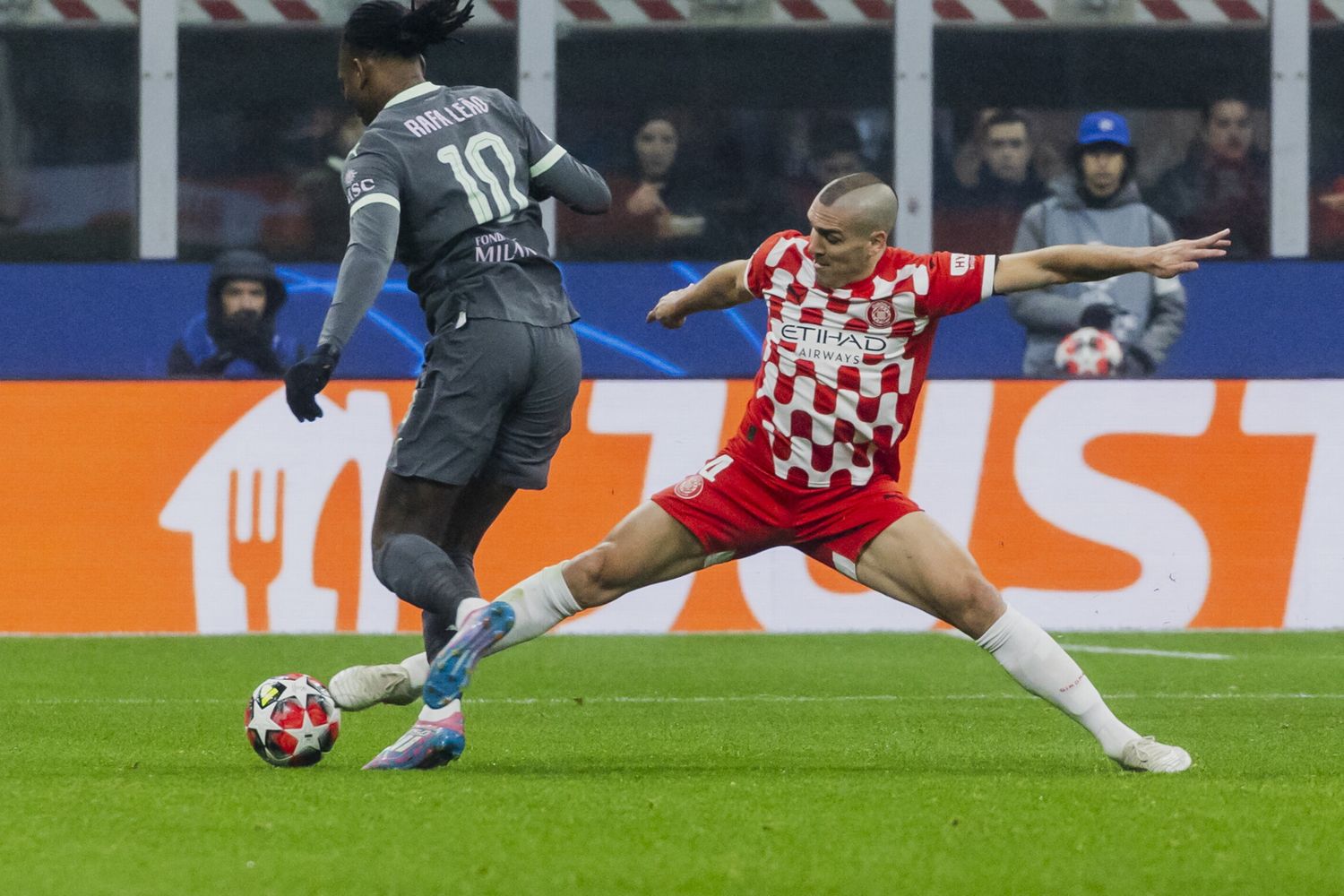 Leao trascina il Milan, 1-0 al Girona