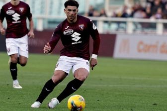 Calcio Torino batte Cagliari doppietta Adams