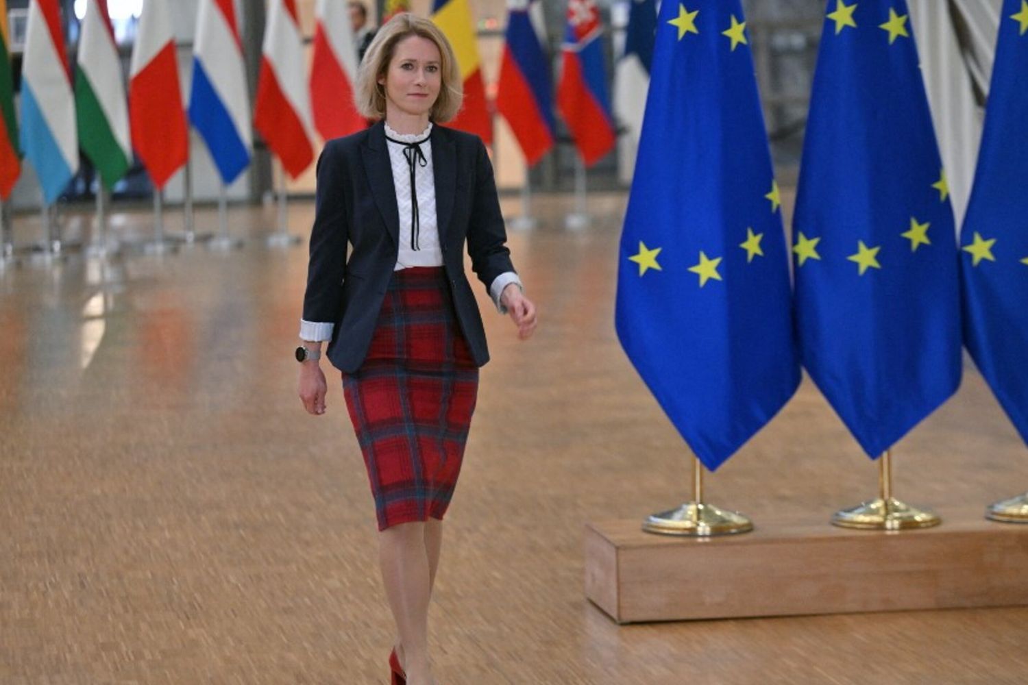 L'Ue rinnova le sanzioni alla Russia. Fiducia nella nuova Siria