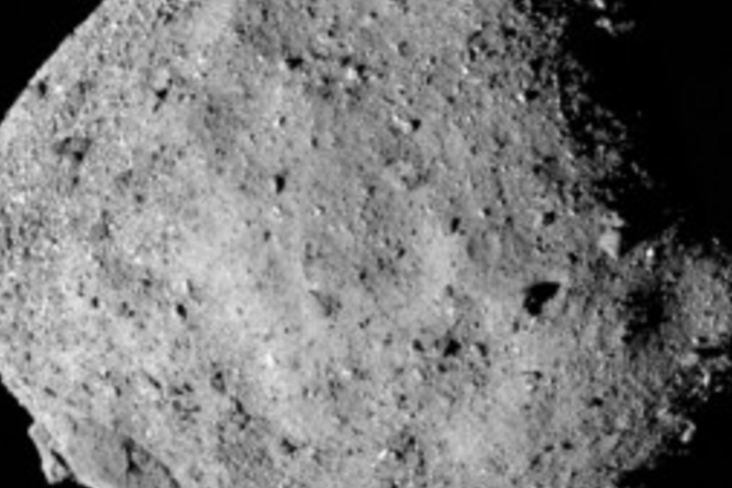 Trovate tracce di materia organica sull'asteroide Bennu