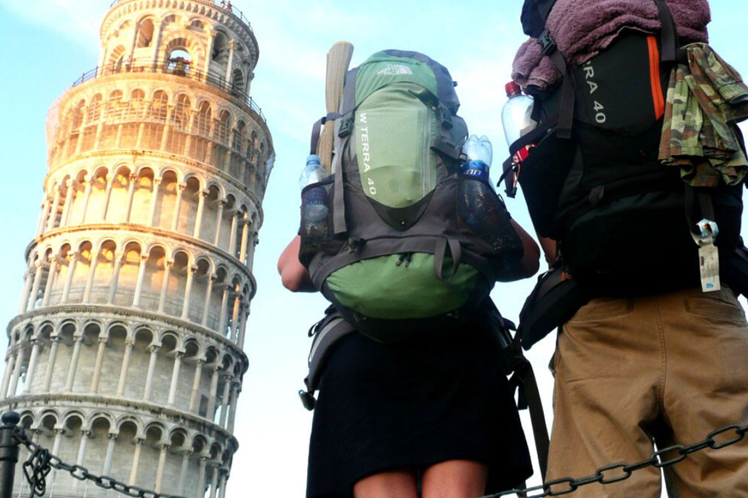 Turismo mordi e fuggi (foto Hostelworld)