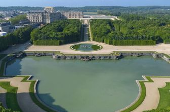 Versailles