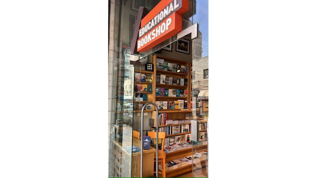 Due librerie storiche di Gerusalemme nel mirino della polizia israeliana, arrestati i titolari