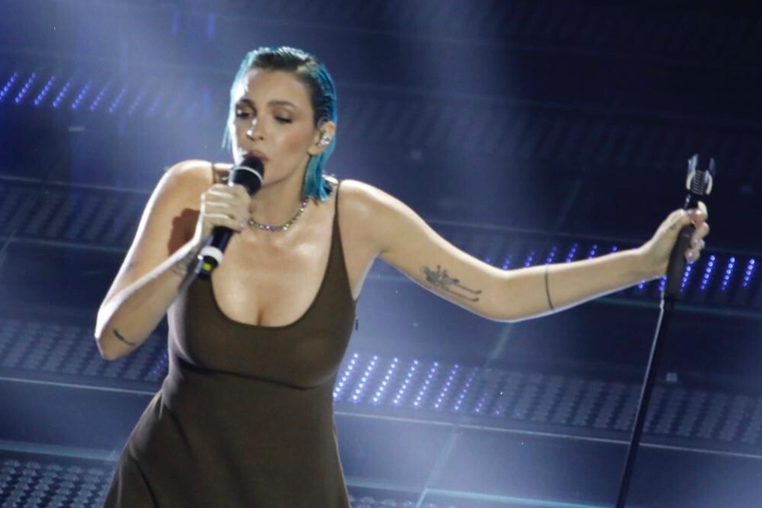 Sanremo visto dai social: Lucio Corsi e Olly fanno incetta di follower. 'Boom' di interazioni per Bianca Balti