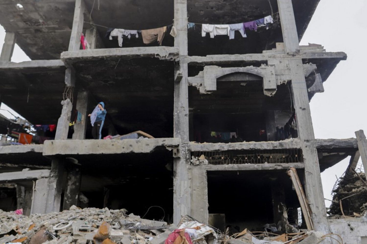 Trump, "Hamas liberi tutti gli ostaggi questo sabato"