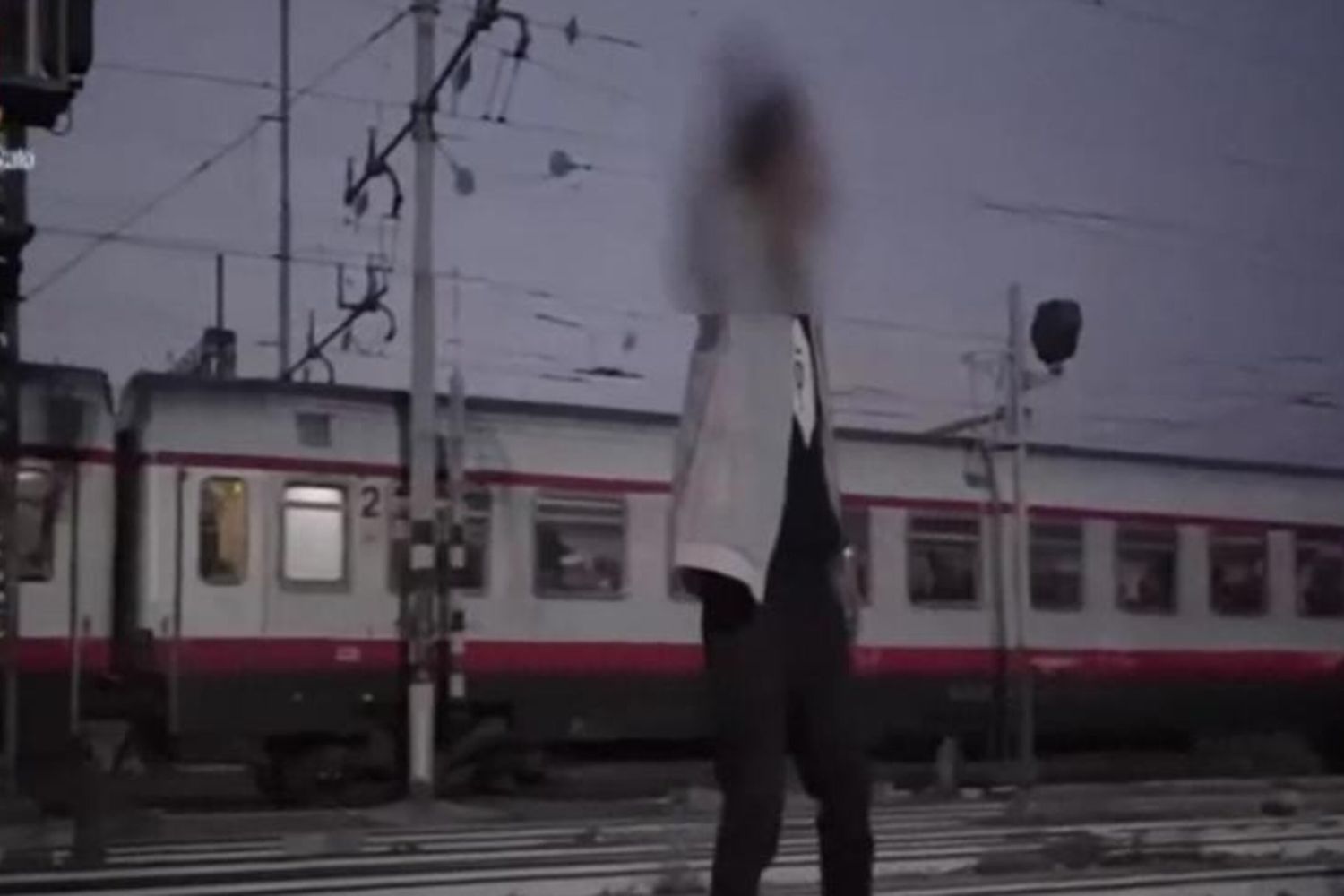 La vittima è una russa in viaggio dalla città di Badulla a Colombo in Sri Lanka