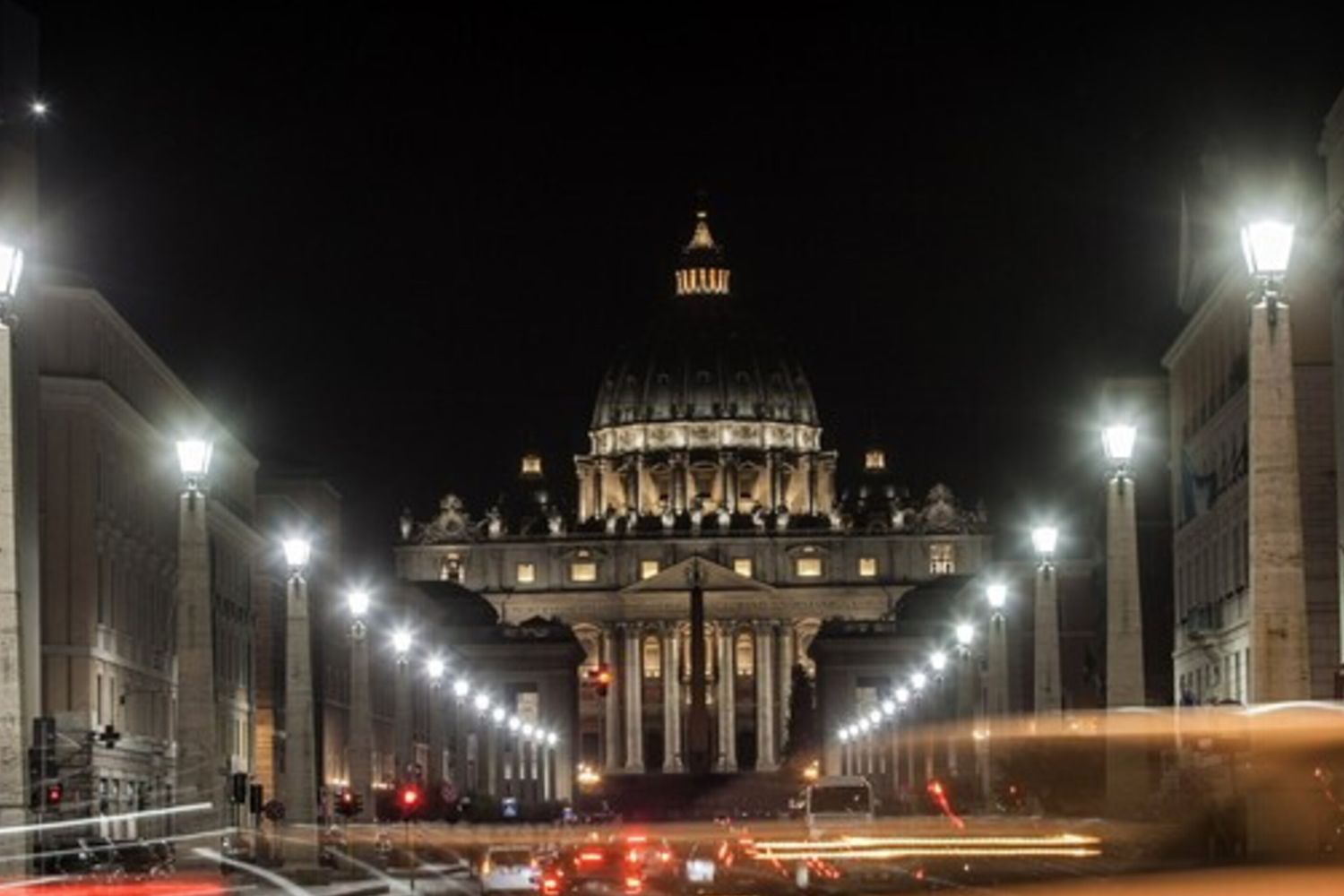 &nbsp;Via della conciliazione illuminata a led (agf)