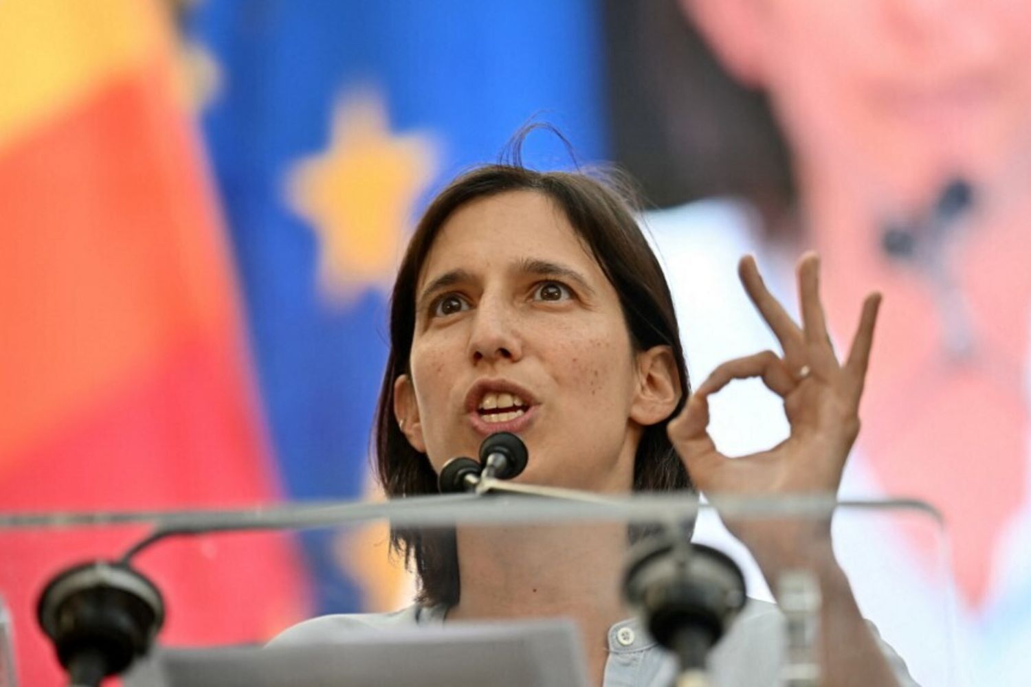 Dalla guerra ai 'cacicchi' alla tela delle alleanze, i due anni di Elly Schlein