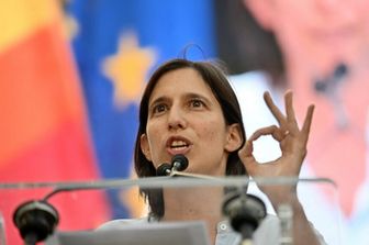 Dalla guerra ai 'cacicchi' alla tela delle alleanze, i due anni di Elly Schlein