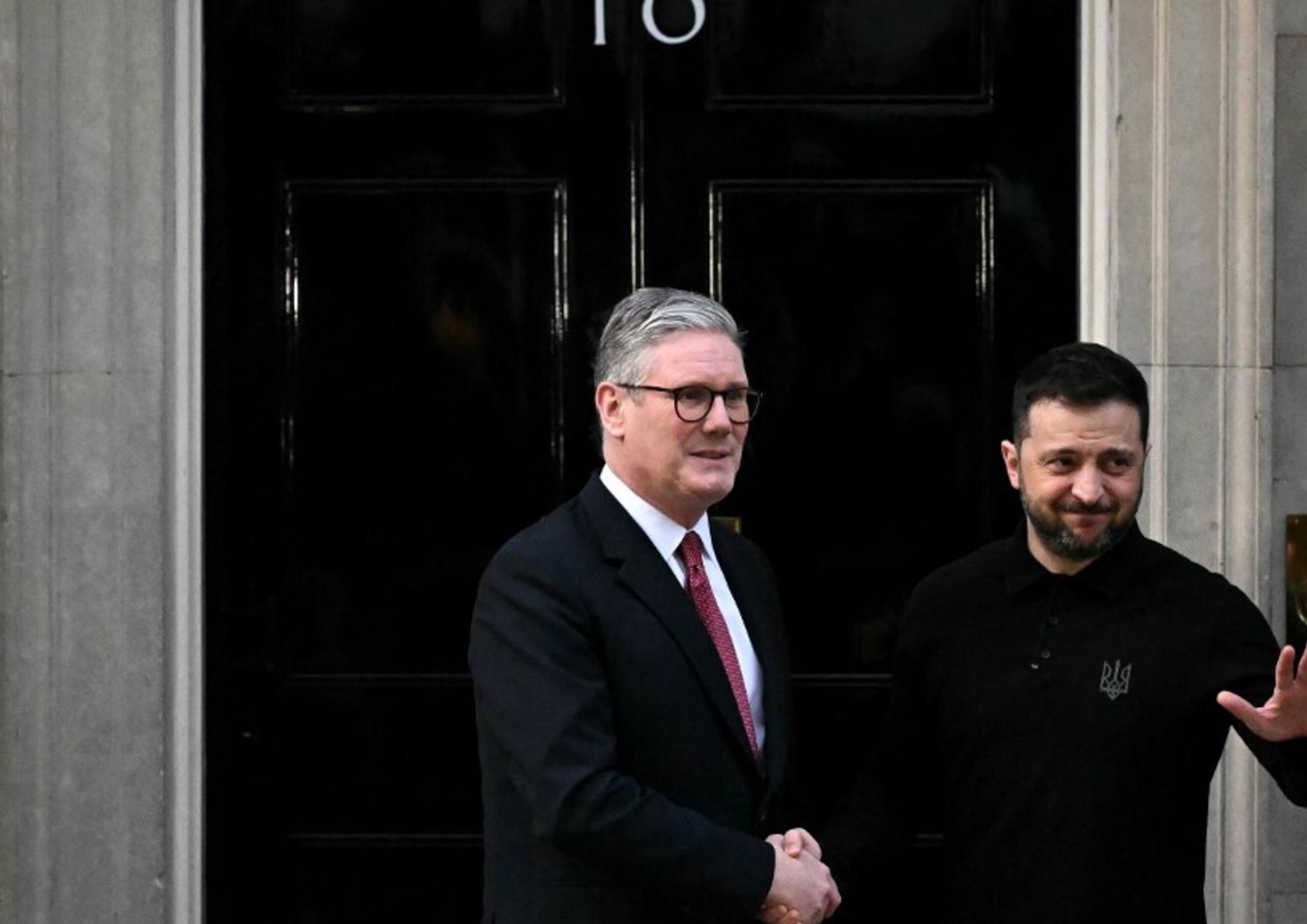 Keir Starmer e Volodymyr Zelensky